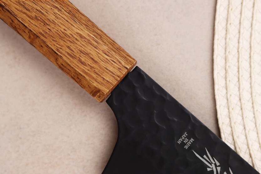 Sakai Takayuki Kurokage 19cm Japans Kiritsuke mes Gebrand eiken handvat