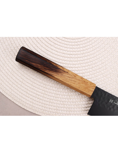 Sakai Takayuki Kurokage 17 cm japansk santokukniv Håndtak i brent eik