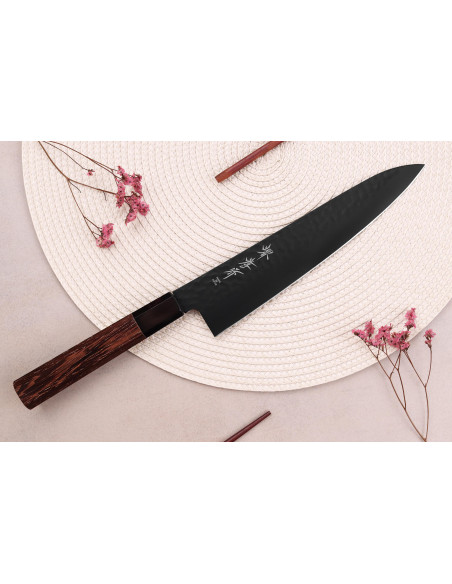 Cuchillo de cocinero japonés Sakai Takayuki Kurokage VG10 21cm con mango de madera de wengué