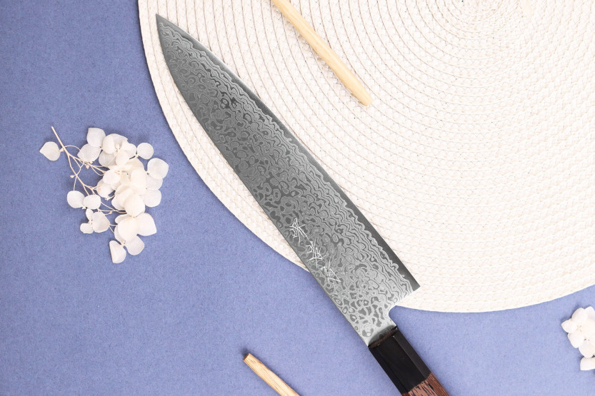 Faca de chef japonesa Sakai Takayuki Ginga Damascus 21cm