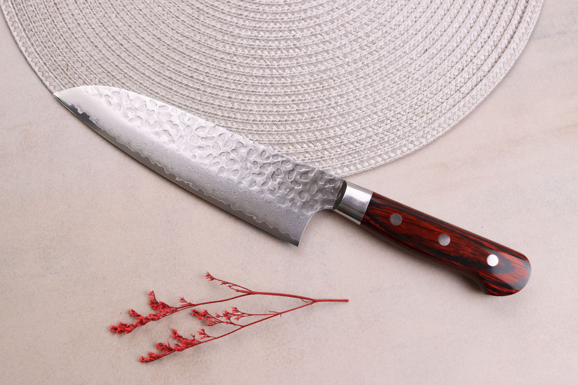 Japanisches santokumesser 18cm Sakai Takayuki Damascus Western 33 Schichten
