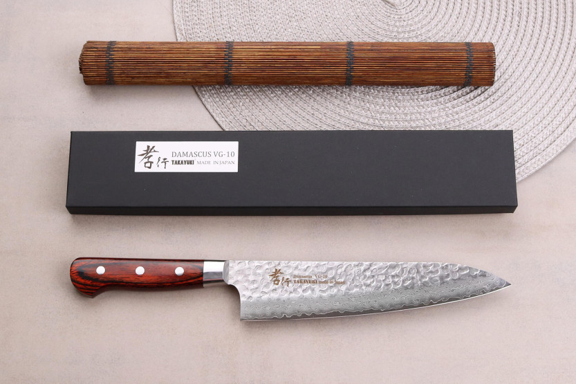 Coltello da cuoco giapponese Sakai Takayuki Damascus Western 33 strati 21 cm
