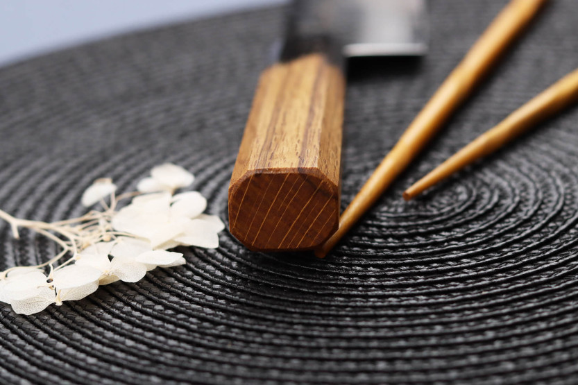 nakiri-kniv 16 cm Japonese Sakai Takayuki Kashi Urushi VG10 damas