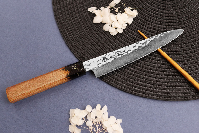 Universeel mes 15cm japonais Sakai Takayuki Kashi Urushi VG10 damas