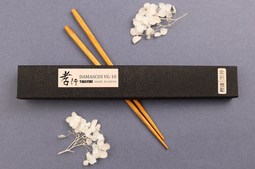 Yleisveitsi 15cm japonais Sakai Takayuki Kashi Urushi VG10 damas Sakai Takayuki Kashi Urushi VG10 damas