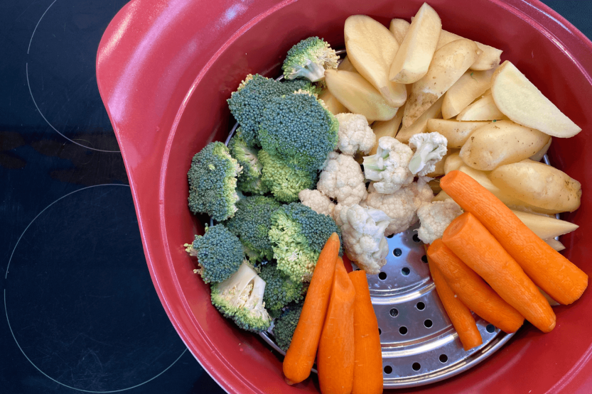 Cookut 24cm höyrytarjotin L'Incroyable Cocotte -astiaan