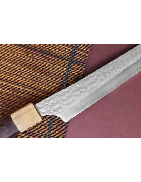 Couteau sujihiki cherry Japanese artisanal martelé Yu Kurosaki senko 24cm acier SG2