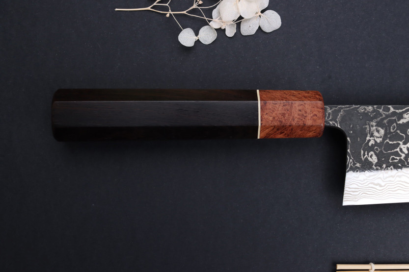 Masashi Yamamoto SLD Kuro damaskus handgjord 21cm gyutokniv