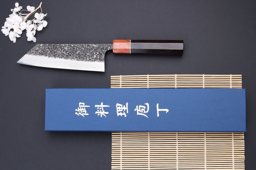 Masashi Yamamoto SLD Kuro damaskus 16,5 cm japansk håndlavet bunka-kniv