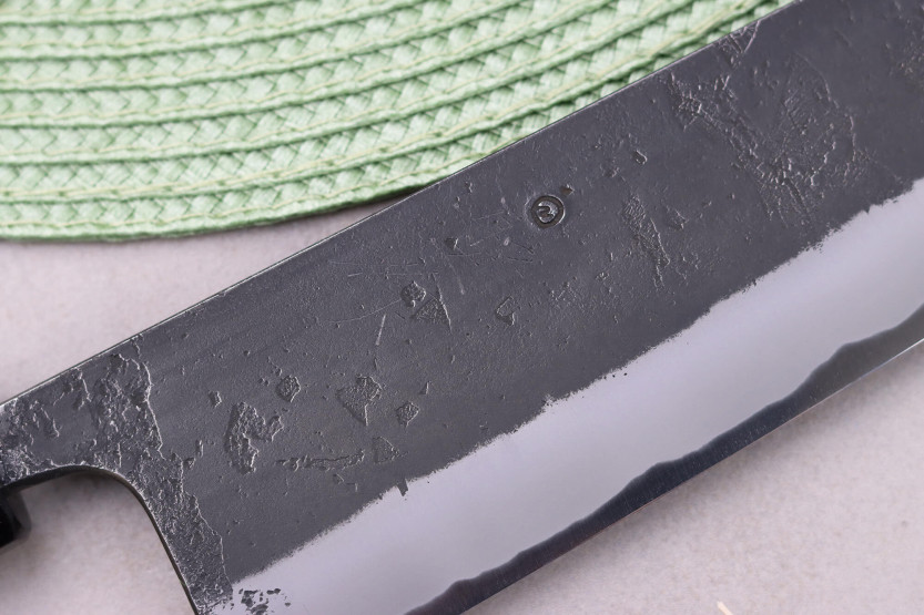 Masashi Yamamoto BS1 Black Nashiji 18 cm japansk håndlavet santoku-kniv