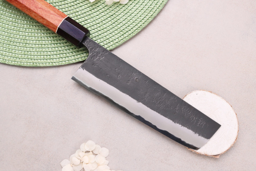 nakiri-kniv 16,5 cm japonais artisanal Masashi Yamamoto BS1 Black Nashiji