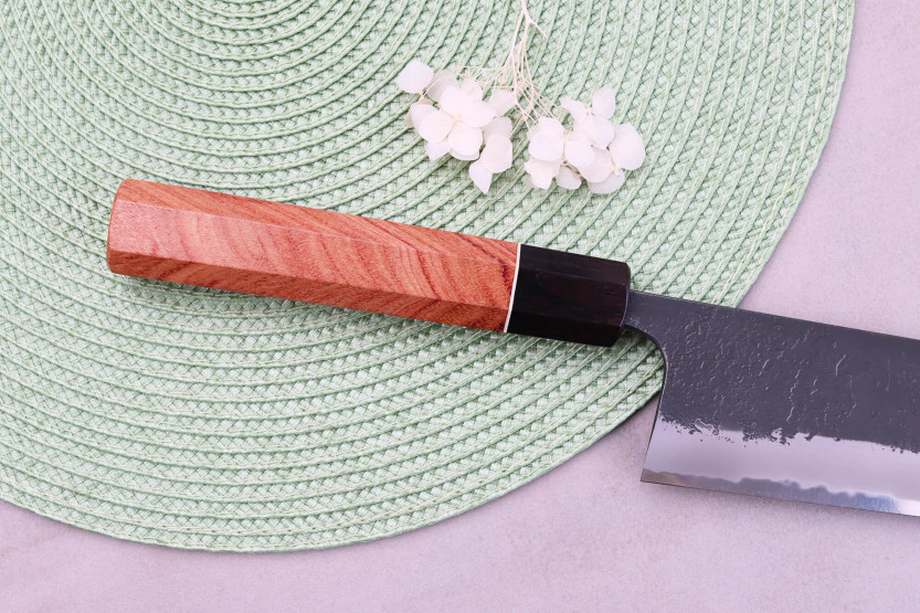 Kiritsuke-messer 24cm japanische handwerkliche Masashi Yamamoto BS1 Schwarz Nashiji