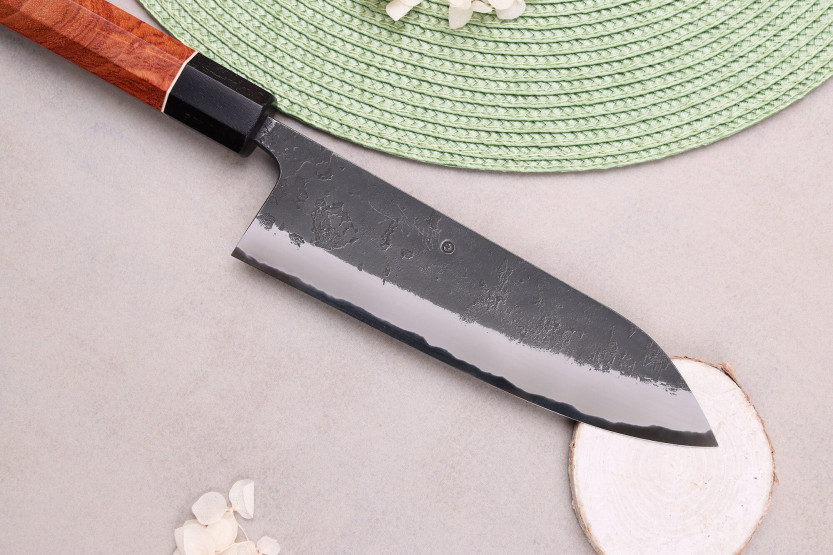 Faca gyuto japonesa Masashi Yamamoto BS1 Black Nashiji 18cm feita à mão