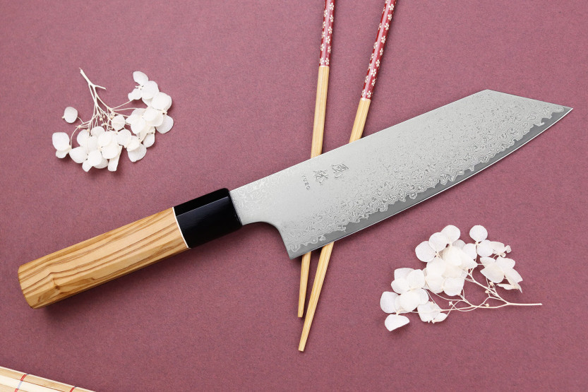 VG10 Yuzo Damascus 18cm Japanilainen bunka veitsi