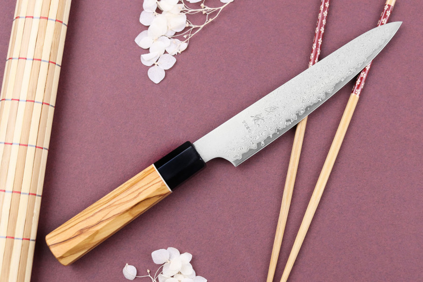 VG10 Yuzo Damaskus 15 cm håndlavet japansk universalkniv