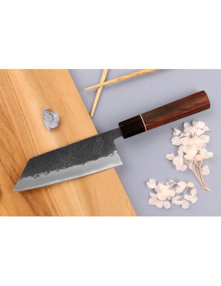 Yuzo Black Nashiji 13,5cm japanilainen käsintehty ko-bunka veitsi