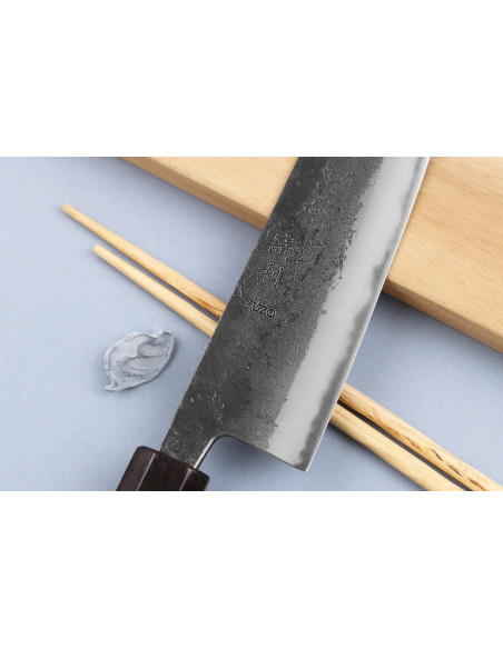 Faca kiritsuke 18cm artesanal japonês Yuzo Black Nashiji