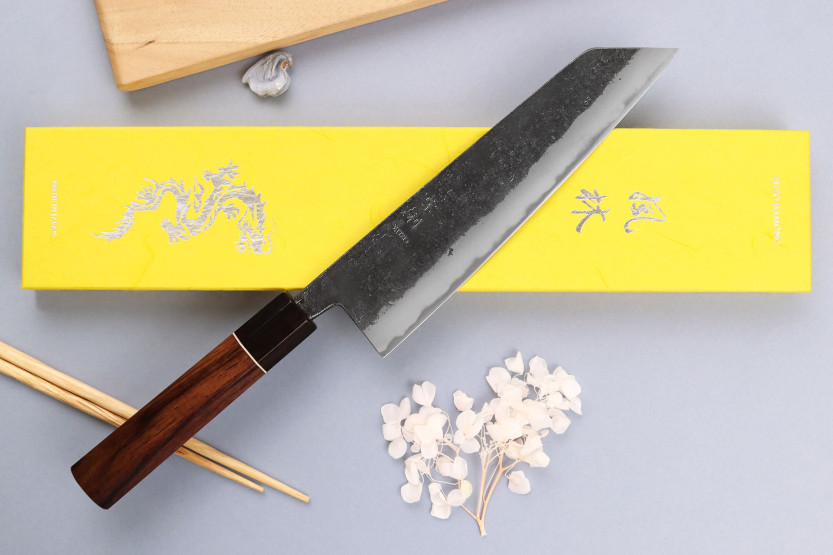 Kiritsuke mes 21cm japans ambachtelijk Yuzo Black Nashiji