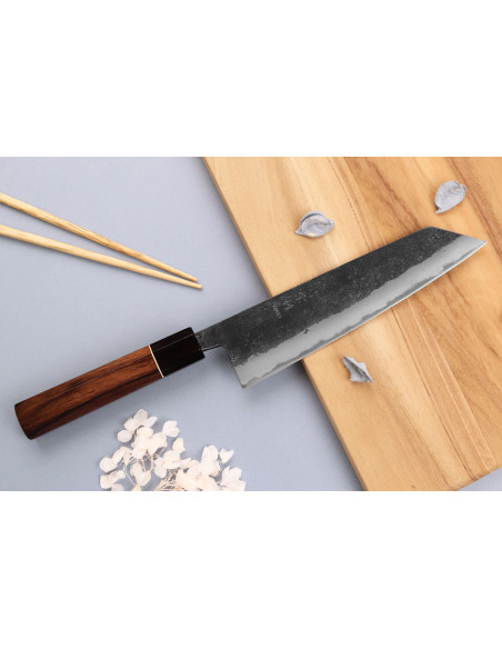 Kiritsuke veitsi 21cm japanilainen käsityöläisveitsi Yuzo Black Nashiji