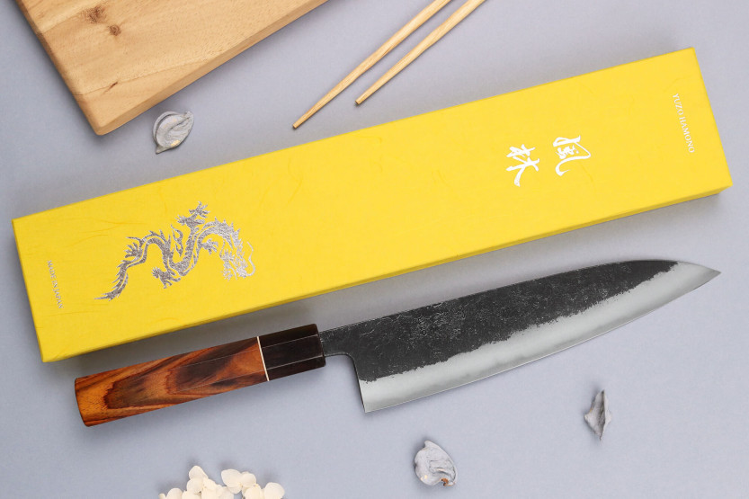 Yuzo Black Nashiji 21cm Japans handgemaakt koksmes