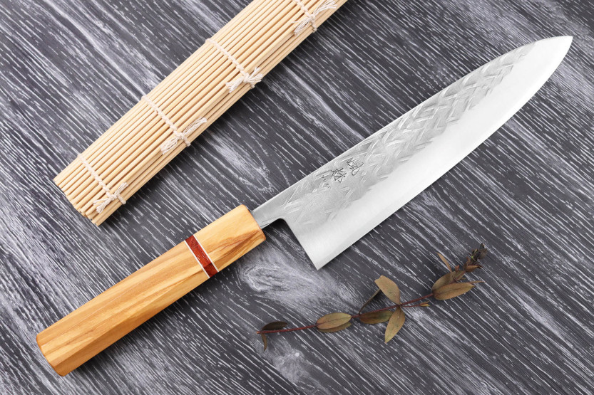 21 cm Yuzo SLD oliven og sequoia japansk kokkekniv