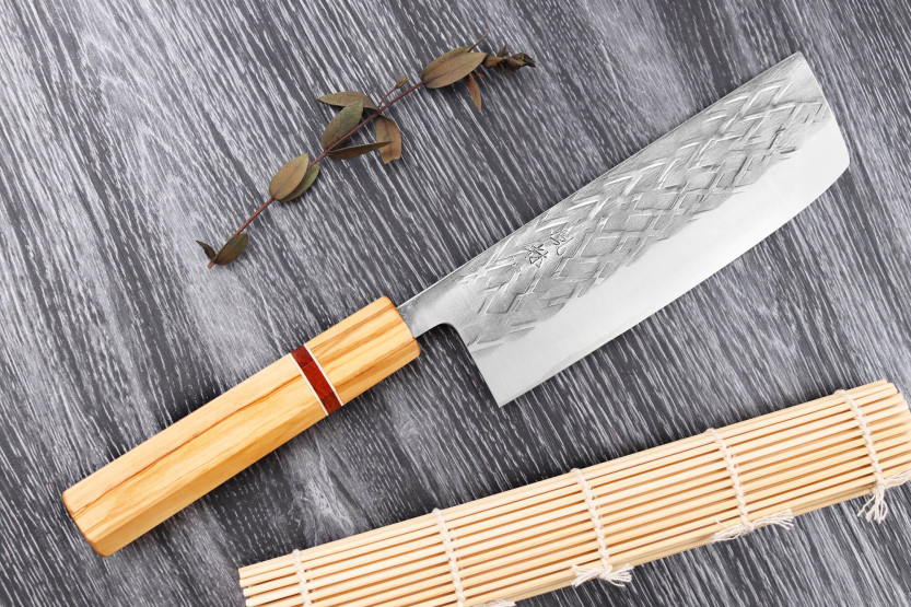 Yuzo SLD 16,5cm olive and sequoia japanese handmade nakiri knife