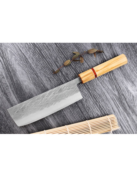 faca nakiri japonesa artesanal Yuzo SLD 16,5 cm de azeitona e sequoia