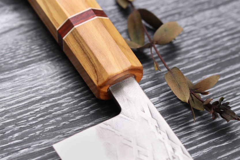 Yuzo SLD 16,5cm olive and sequoia japanese santoku knife knife