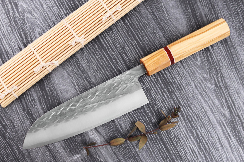 Yuzo SLD 16,5cm olijf en sequoia japans santoku mes