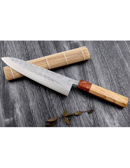 Yuzo SLD Cuchillo de cocinero tradicional japonés de 21 cm de madera de olivo y membrillo