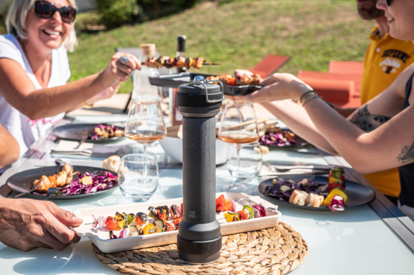 Peugeot handmatige pepermolen voor barbecue met licht 30cm