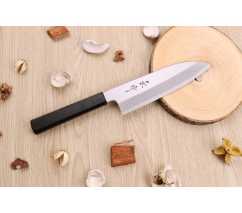Kagekiyo Suri Urushi 18cm handgjord japansk santokukniv 2