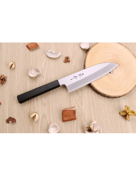 Kagekiyo Suri Urushi 18cm handmade Japanese santoku knife