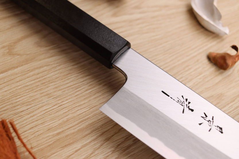 Kagekiyo Suri Urushi 18cm handmade Japanese santoku knife