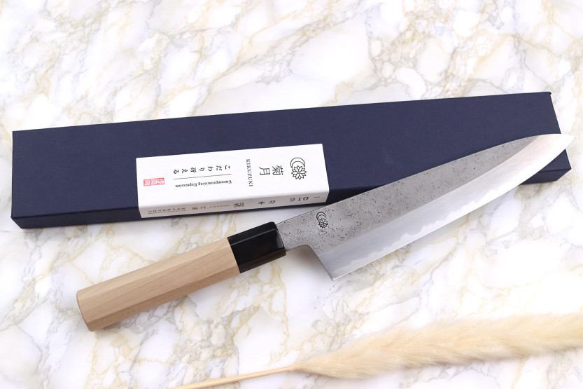 Sakai Kikumori Kikuzuki Rin 21 cm japansk håndlavet kokkekniv