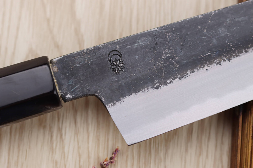 santokumesser kiritsuke 18cm japonais handwerklich Sakai Kikumori Kikuzuki Kuro
