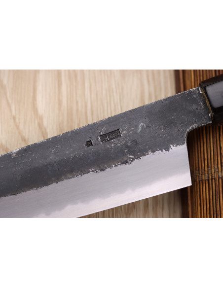 santoku mes kiritsuke 18cm japonais artisanaal Sakai Kikumori Kikuzuki Kuro