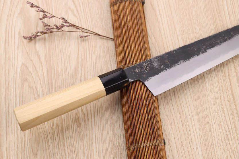 Couteau de chef kersenplukker 24cm Japans ambachtelijk Sakai Kikumori Kikuzuki Kuro