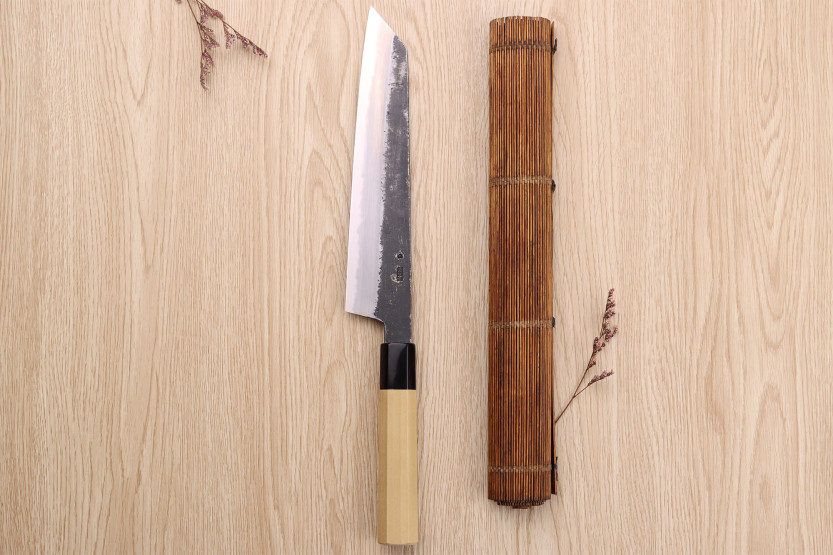 Couteau de chef Kirschpflücker 24cm Japanisch handwerklich Sakai Kikumori Kikuzuki Kuro