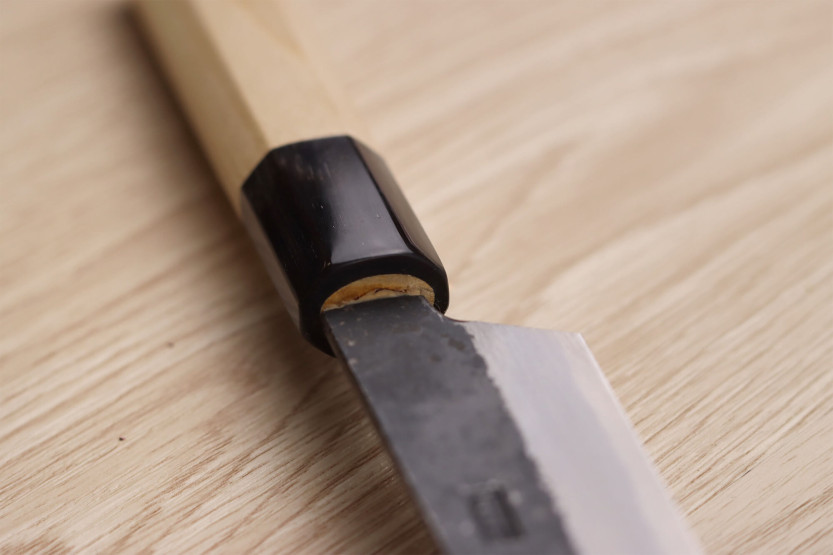 Universalmesser 15cm japonais artisanal Sakai Kikumori Kikuzuki Kuro