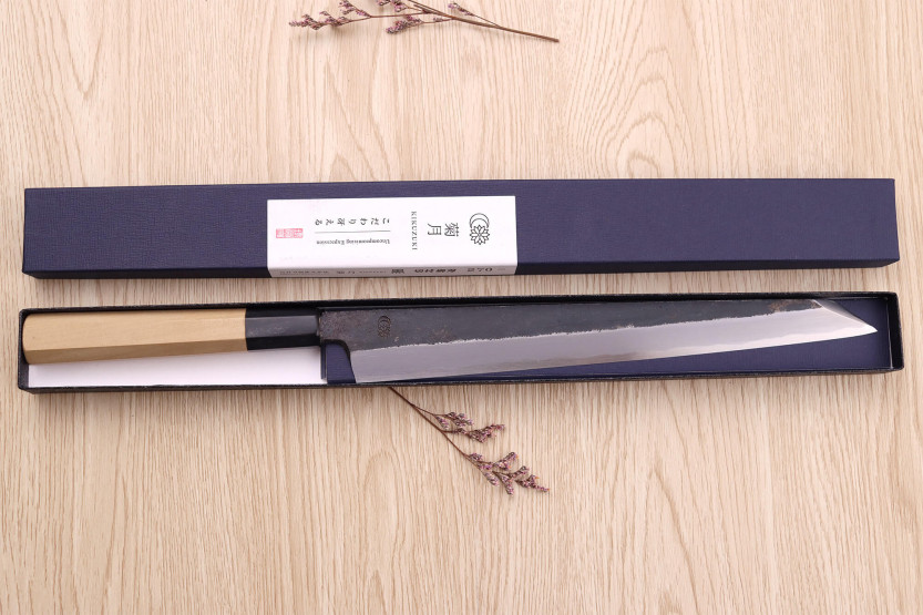 Cuchillo yanagiba kiritsuke 27cm japonais artisanal Sakai Kikumori Kikuzuki Kuro