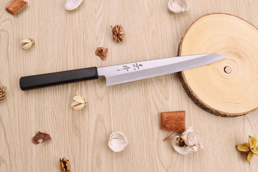 Kagekiyo Suri Urushi 21 cm, coltello universale giapponese fatto a mano