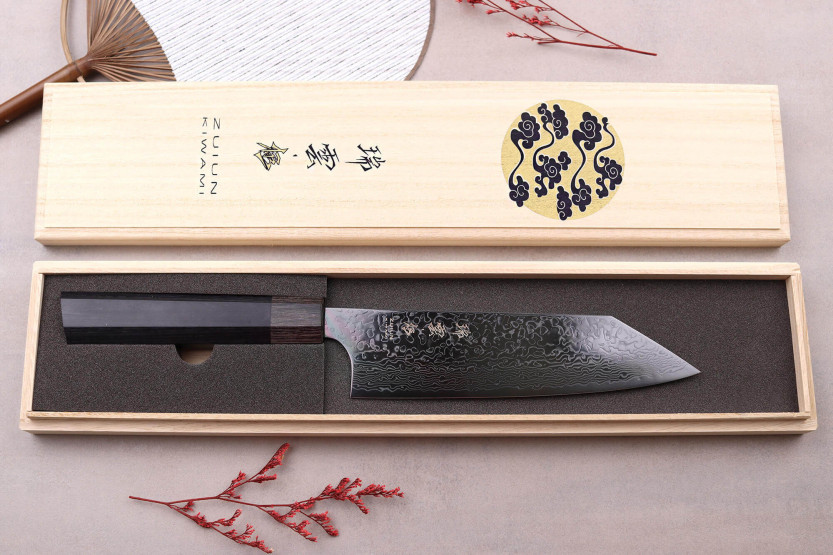 santoku-kniv kirsebær japansk Kanetsugu Zuiun Kiwami revêtement DLC 18cm