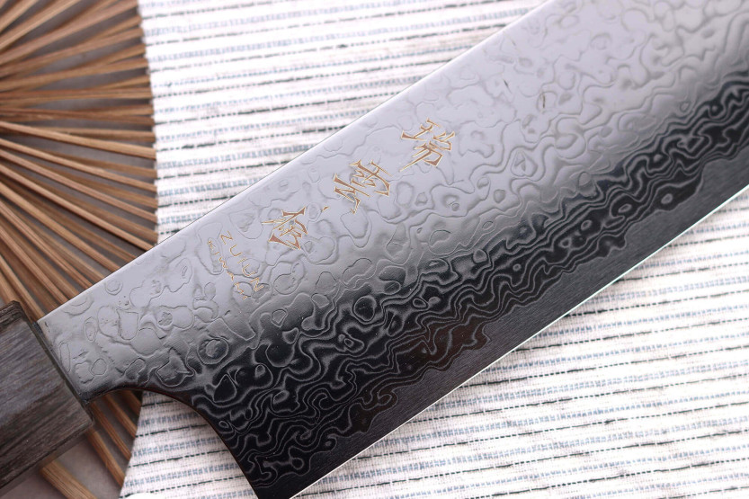 Kanetsugu Zuiun Kiwami japansk kiritsuke kokkekniv med DLC-belægning 21 cm