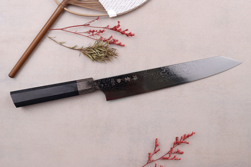 Couteau sujihiki Kirschpflücker Japanisch Kanetsugu Zuiun Kiwami revêtement DLC 24cm