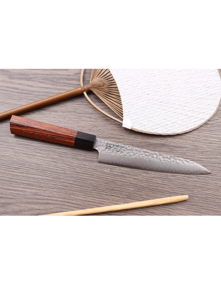 cuchillo universal japonés martillado Kanetsugu Heptagon Uto de 15cm