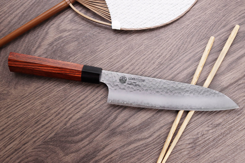 Kanetsugu Heptagon Uto 17cm hammered japanese santoku knife