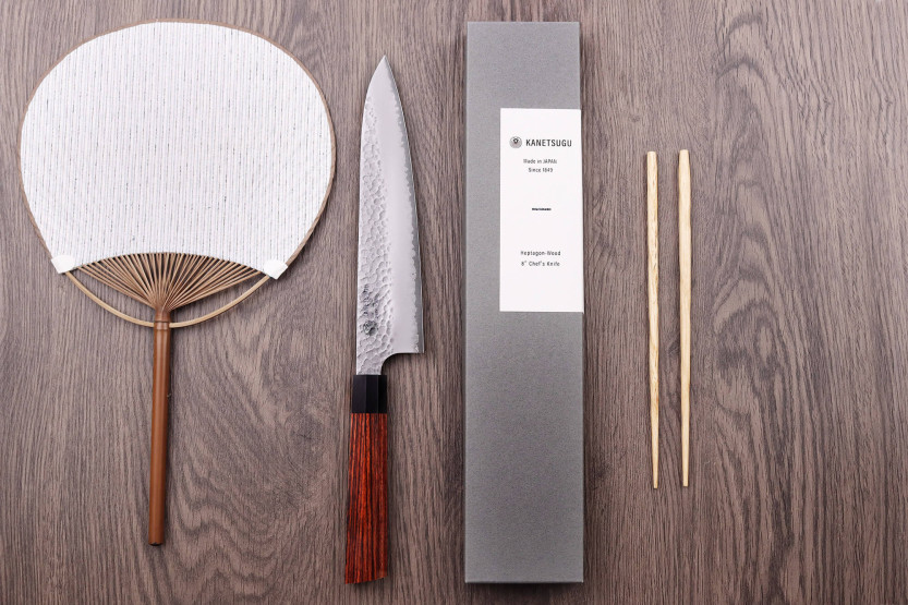 Kanetsugu Heptagon Uto hamrad japansk kockkniv 20cm