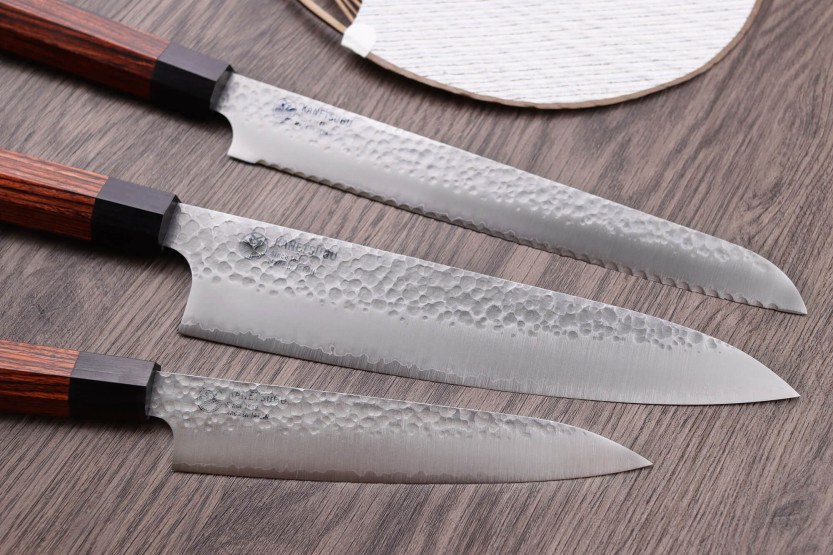 Set van 3 Kanetsugu Heptagon Uto universele, chef-kok en brood Japanse messen