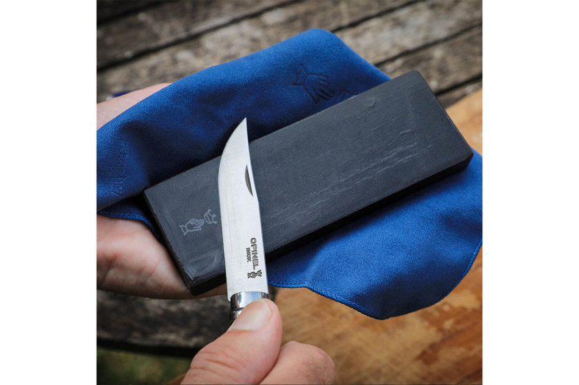 Pflegeset für Opinel-Messer Stein + Öl + Mikrofasertuch